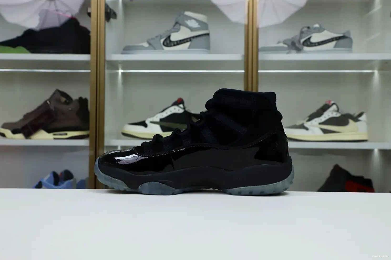 Kimikick 11 GOWN' RETRO AIR 'CAP AND JORDAN 0721